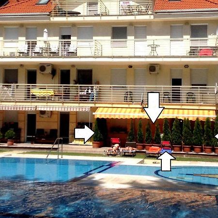 Relax Beach Apartman Hajduszoboszlo Exterior photo